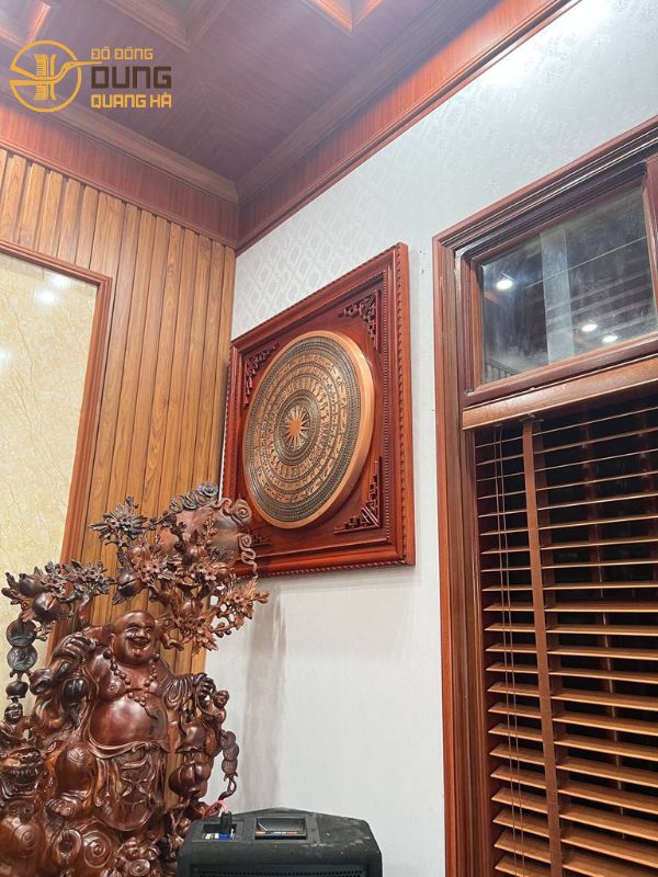 Lắp đặt mặt trống 70cm vân chìm khung gỗ hương cho khách Hưng Yên .