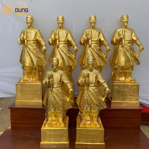 Vận chuyển 4 pho Trần Quốc Tuấn 90 dát vàng và 2 pho 70 dát vàng tới khách hàng Sài Gòn