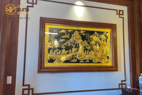Bàn giao lắp đặt tranh Vinh Quy Bái Tổ 1m6x1m + tranh Tứ Quý 1m2x35cm thếp vàng 9999 khách Hà Nội!