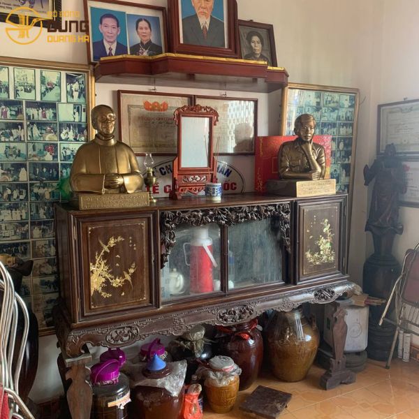 Bàn giao tượng truyền thần 50 ở Yên Định, Hải Hậu, Nam Định