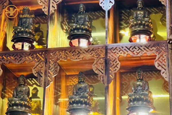 Bàn giao 12 pho Adida 25cm đồng giả cổ tới khách Bình Định