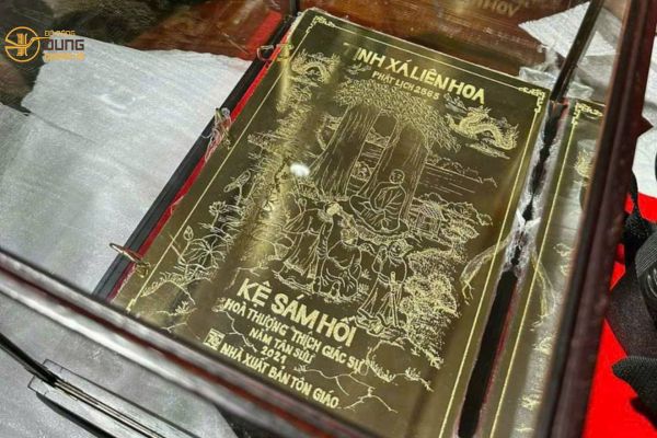 Dung Quang Hà đúc theo yêu cầu Kim Sách mạ vàng khách Sài Gòn