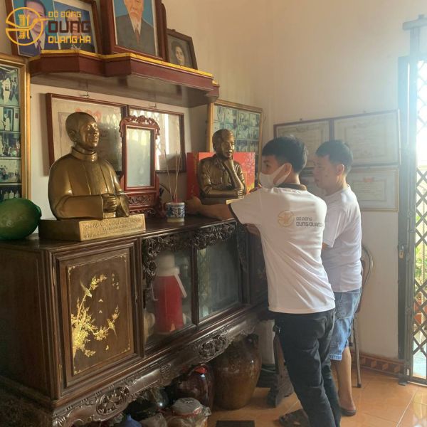 Bàn giao tượng truyền thần 50 ở Yên Định, Hải Hậu, Nam Định