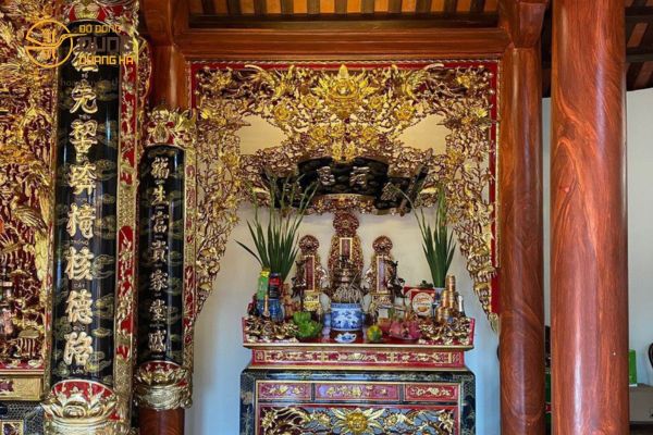 Bàn giao bộ thờ đồng đỏ cạo màu tại nhà thờ họ ở Hải Phòng