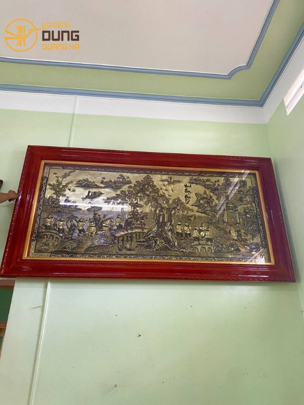 Lắp đặt tranh Vinh Quy Bái Tổ 2m3 x 1m2 cho Khách tại Phú thọ