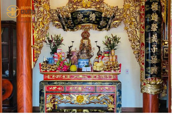 Bàn giao bộ thờ đồng đỏ cạo màu tại nhà thờ họ ở Hải Phòng