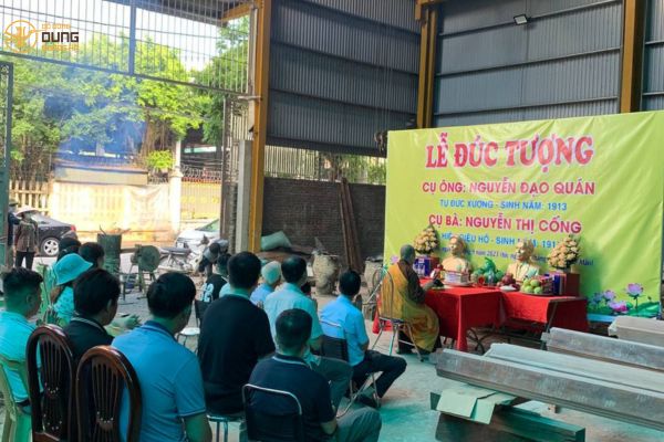Lễ đúc tượng chân dung tại xưởng đúc đồng Dung Quang Hà - Ý Yên - Nam định