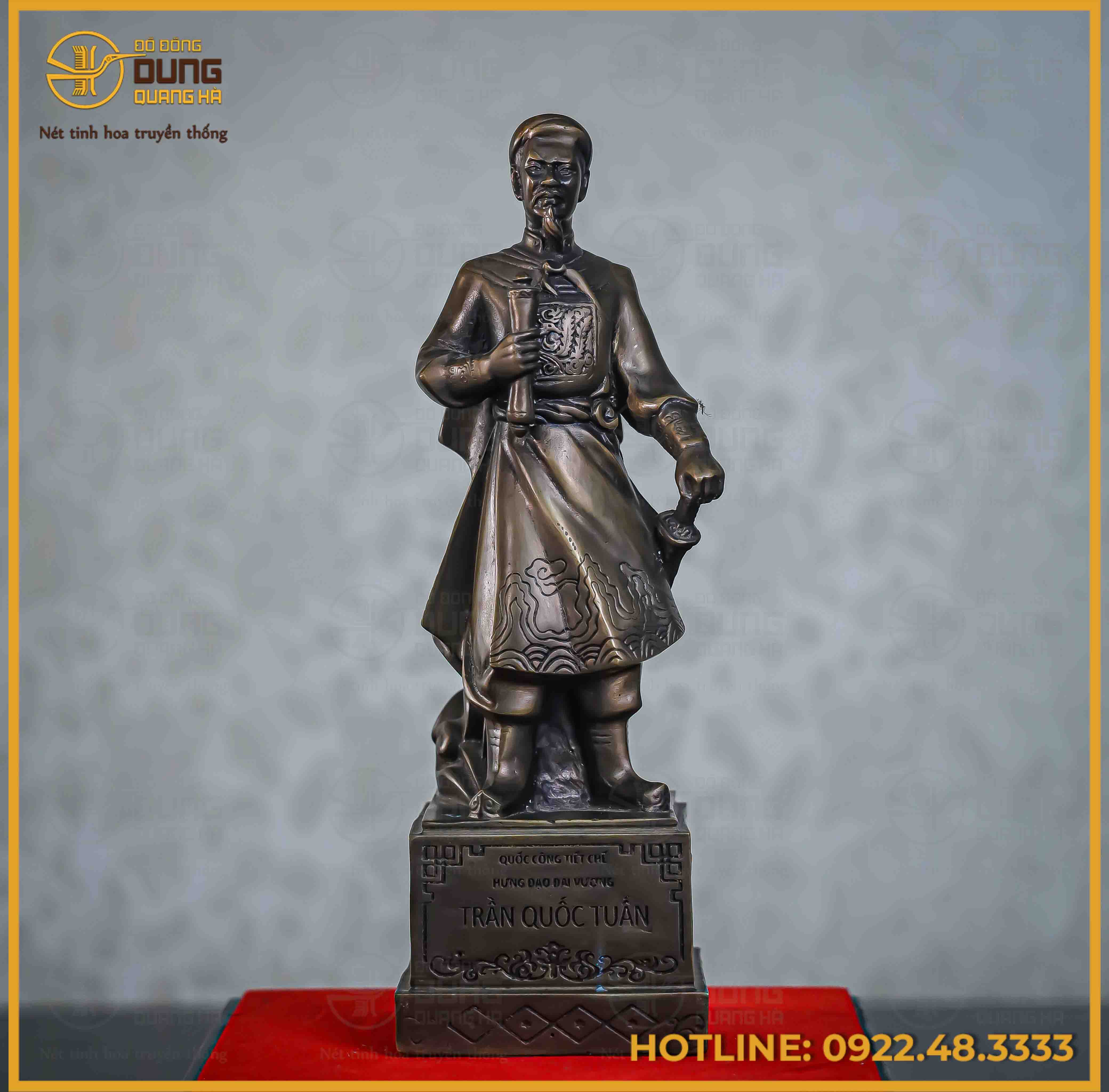 Tượng Trần Hưng Đạo đồng vàng hun giả cổ cao 30cm ngang 11cm