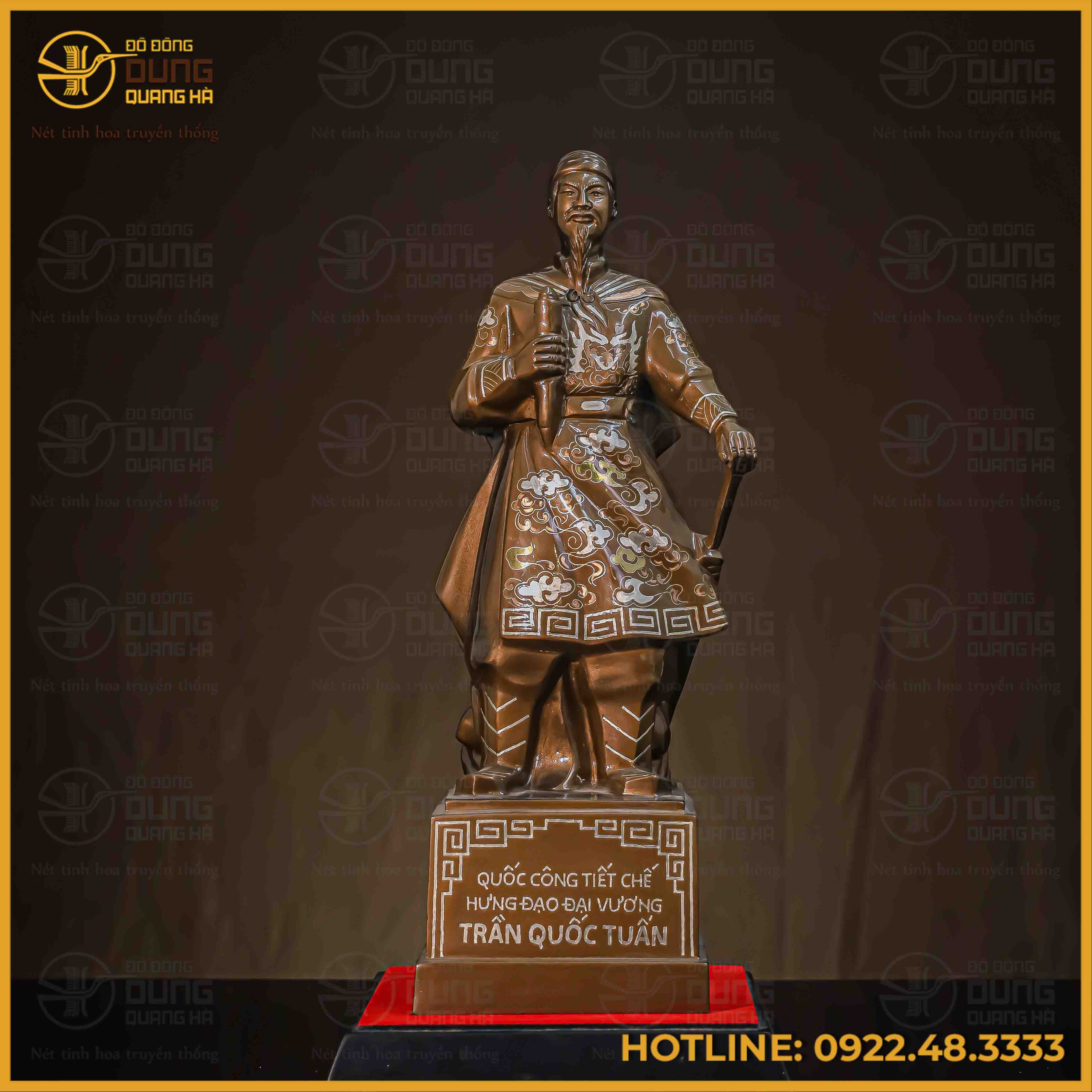 Tượng Trần Hưng Đạo đồng đỏ khảm tam khí cao 38cm