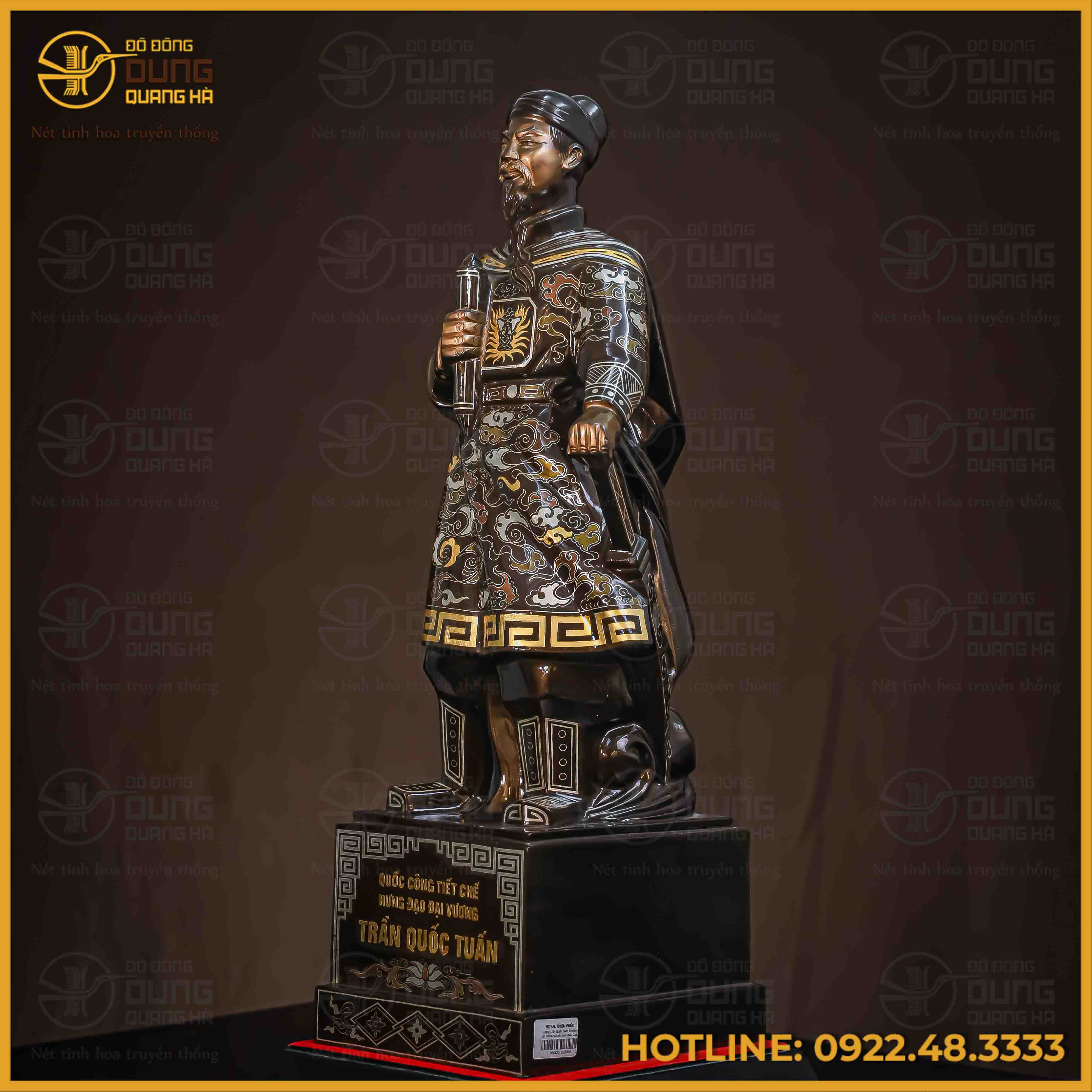 Tượng Trần Hưng Đạo đồng đỏ khảm ngũ sắc cao 38cm