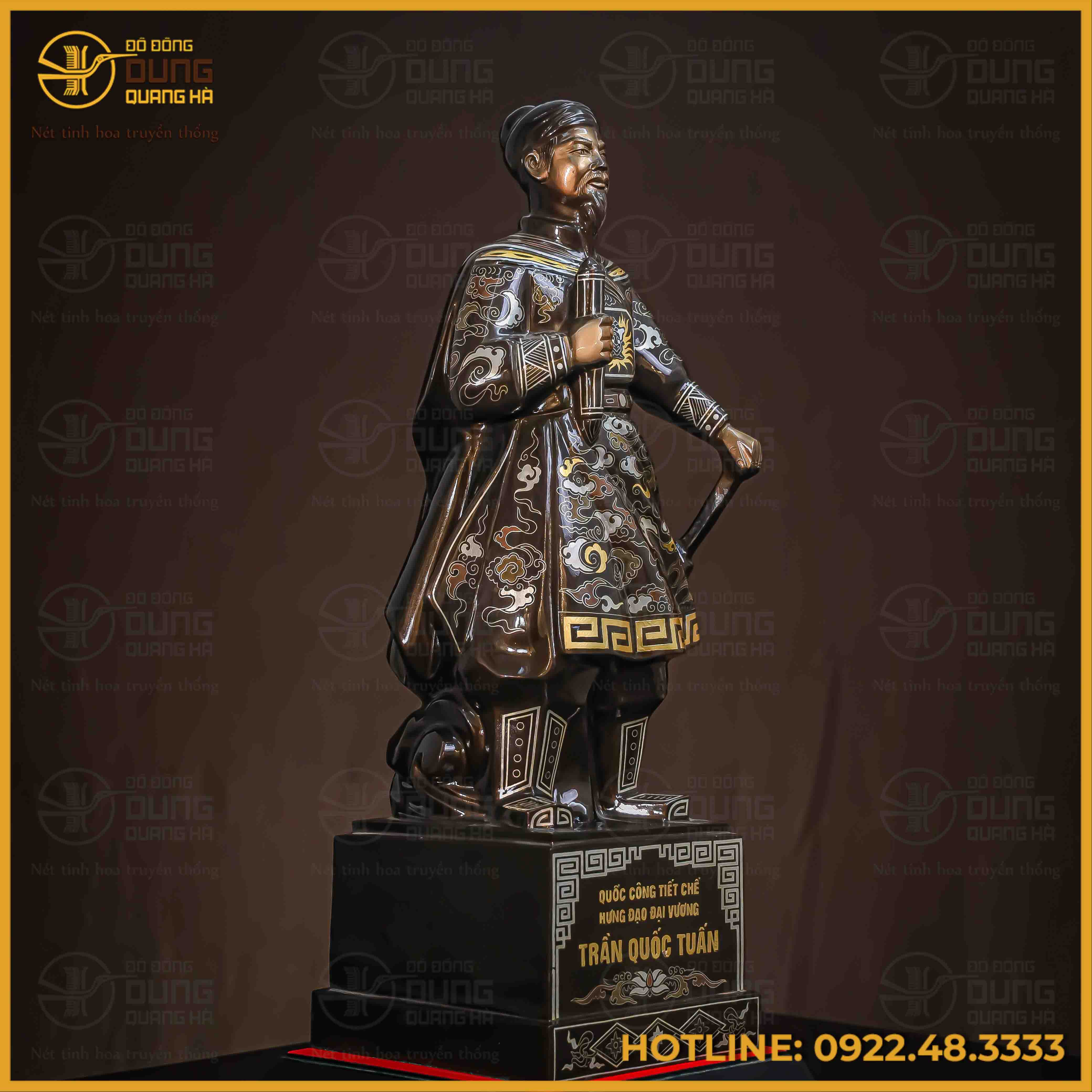 Tượng Trần Hưng Đạo đồng đỏ khảm ngũ sắc cao 38cm