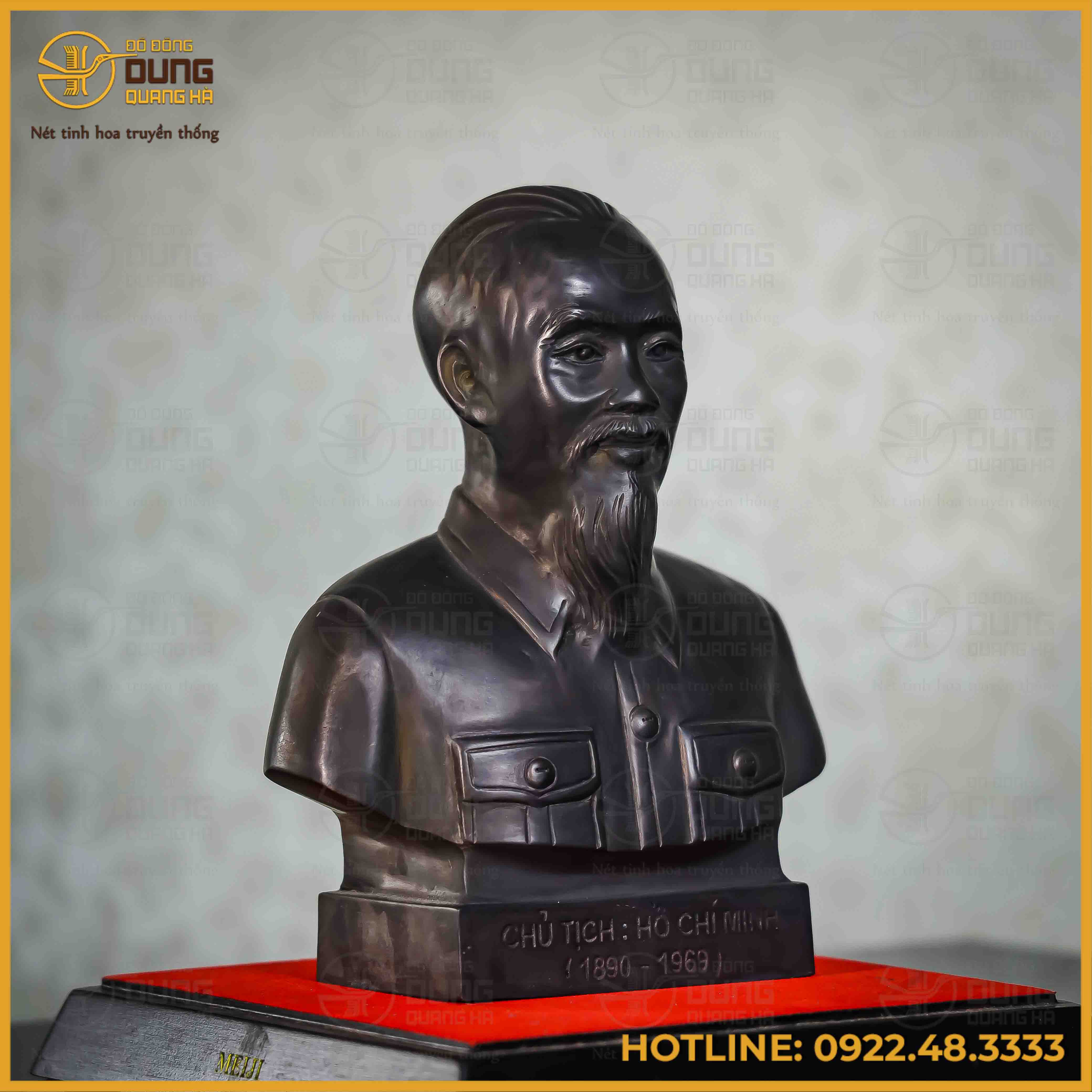 Tượng Bác Hồ  bán thân đồng đỏ làm màu xi nâu cao 25cm ngang 20cm