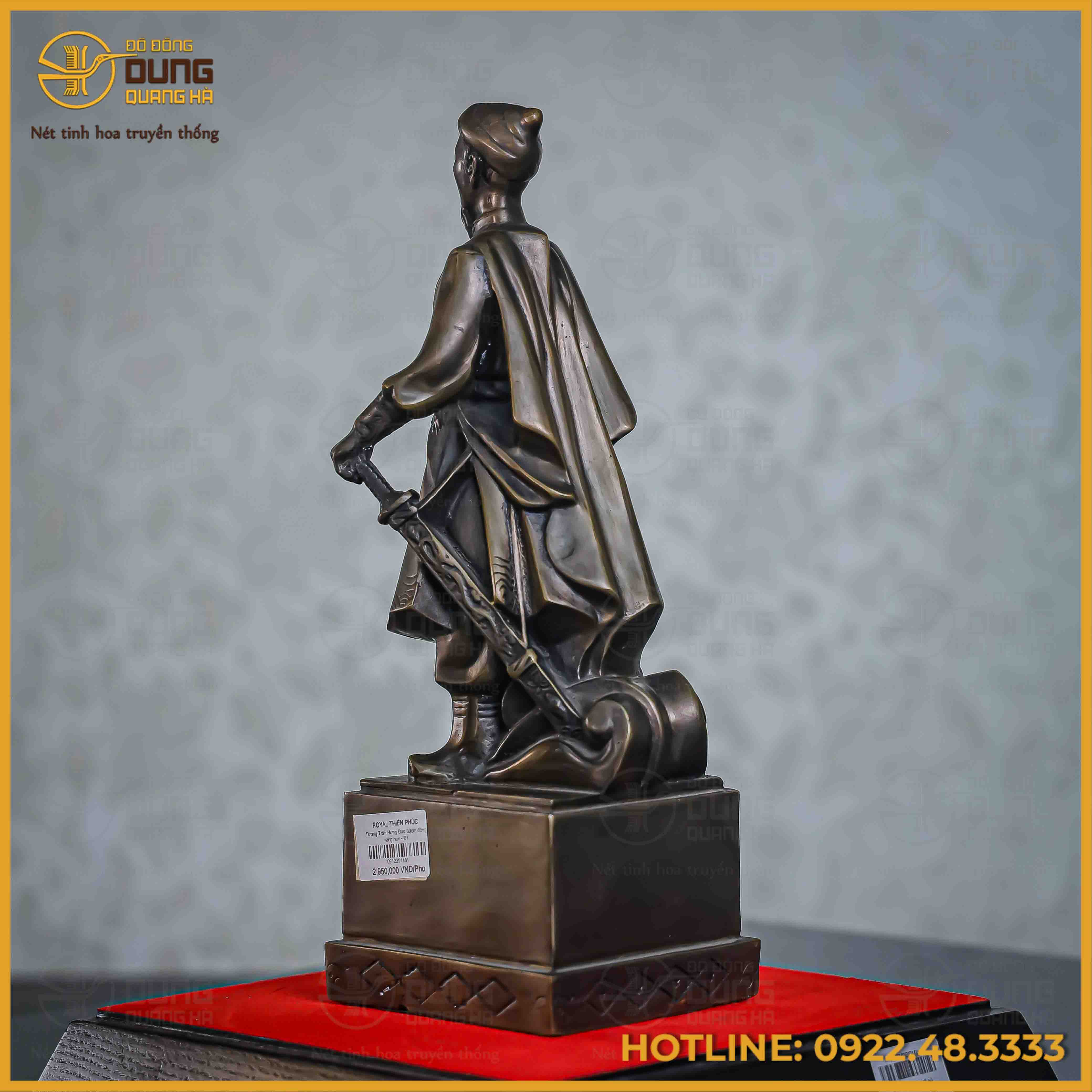 Tượng Trần Hưng Đạo đồng vàng hun giả cổ cao 30cm ngang 11cm