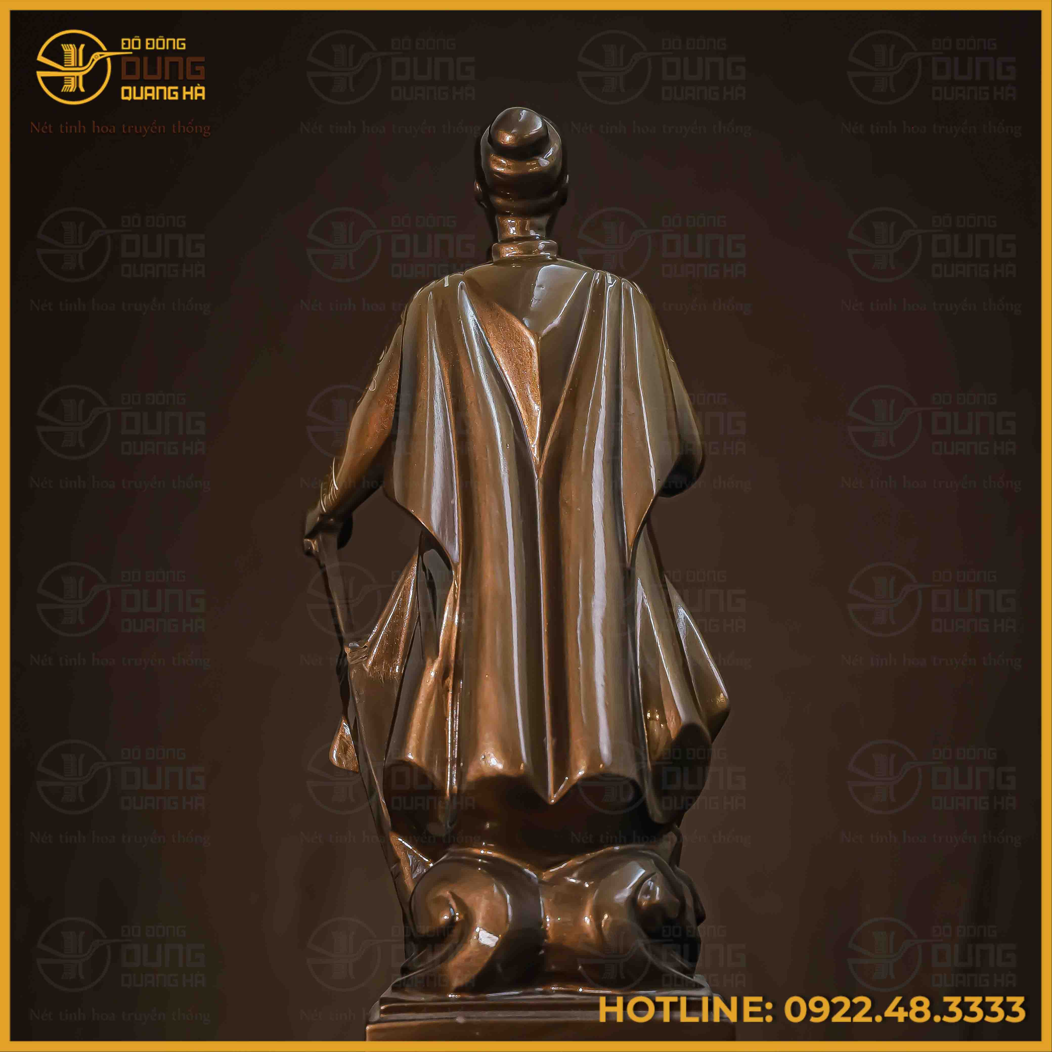 Tượng Trần Hưng Đạo đồng đỏ khảm tam khí cao 38cm