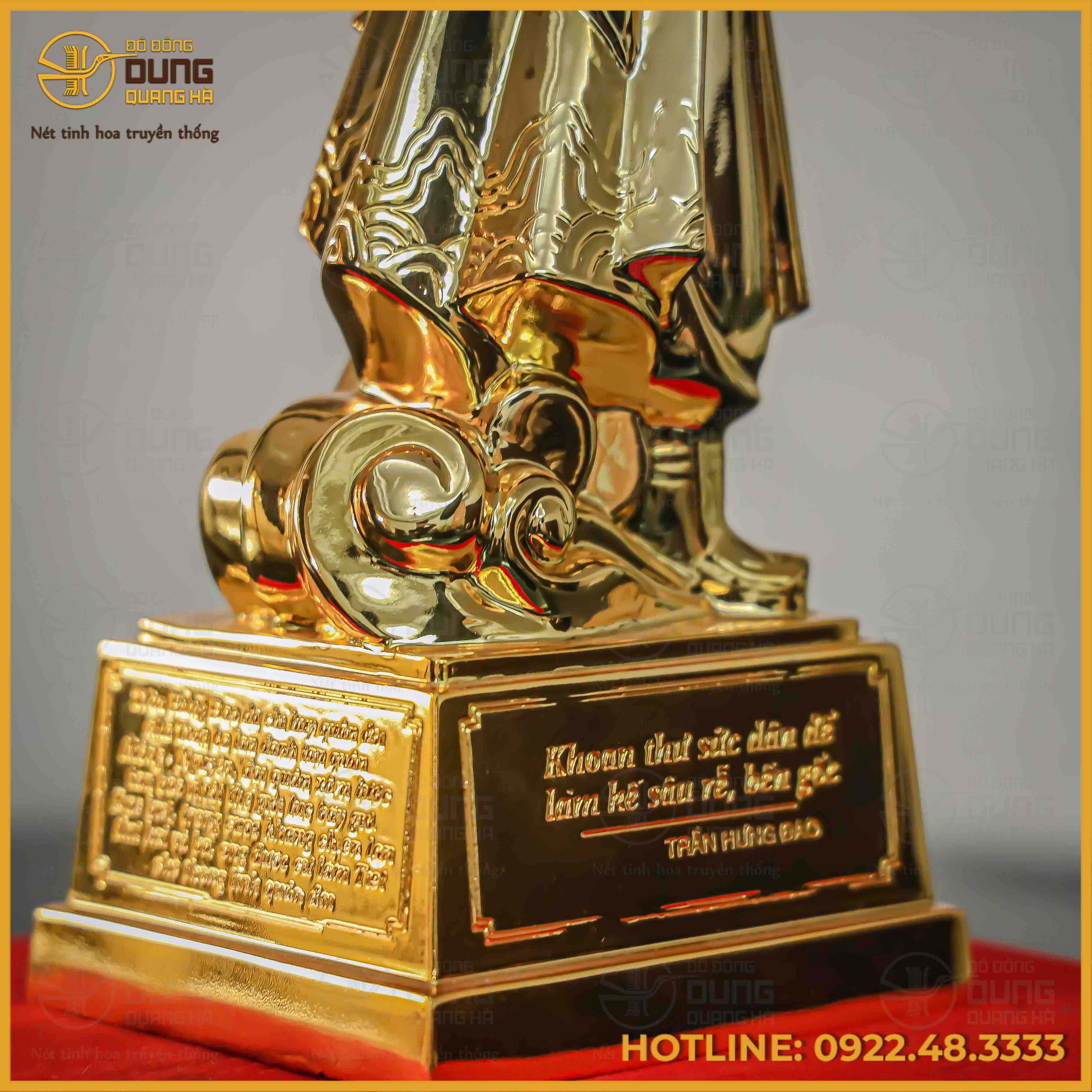 Tượng Trần Hưng Đạo đồng vàng mạ vàng cao 30cm ngang 11cm