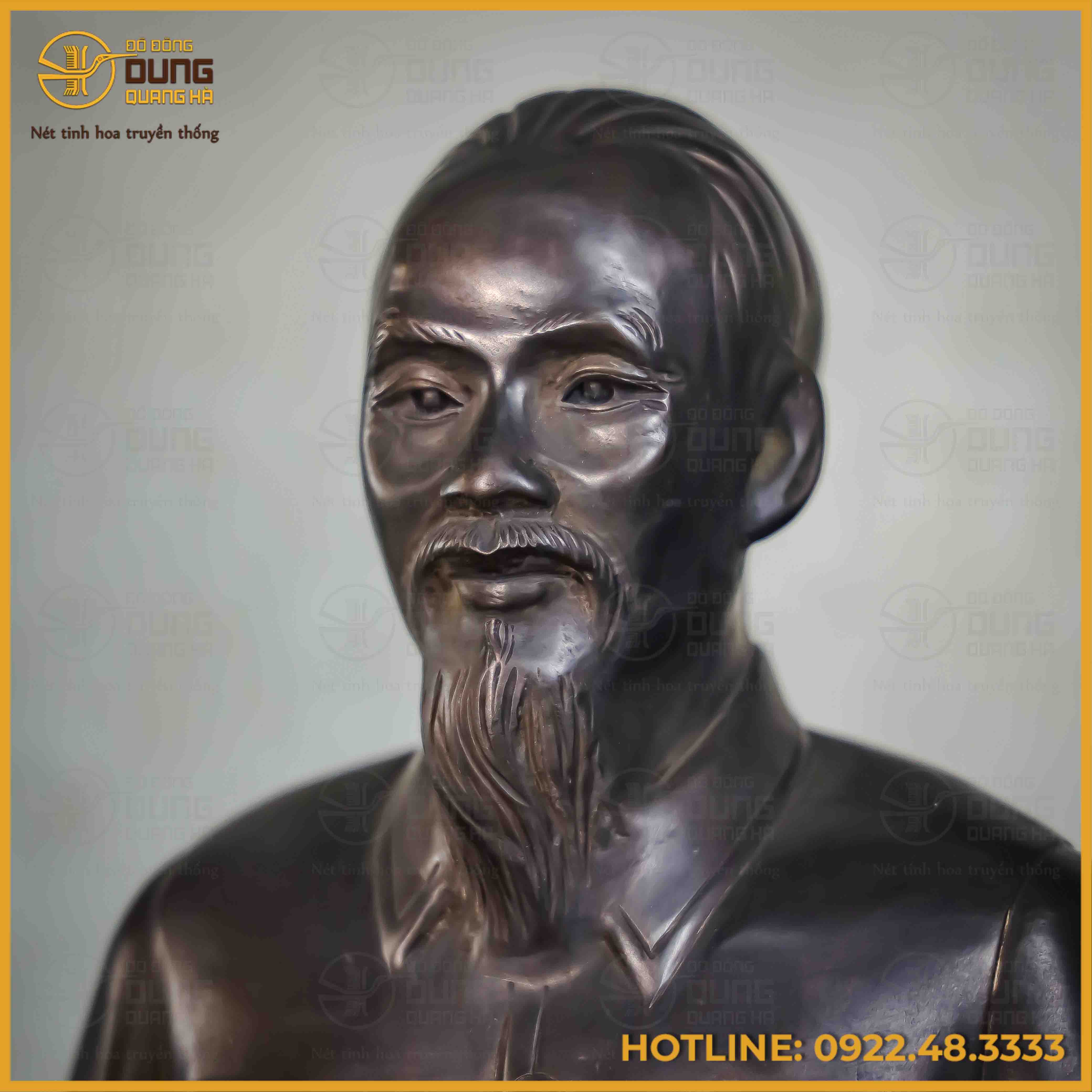 Tượng Bác Hồ  bán thân đồng đỏ làm màu xi nâu cao 25cm ngang 20cm