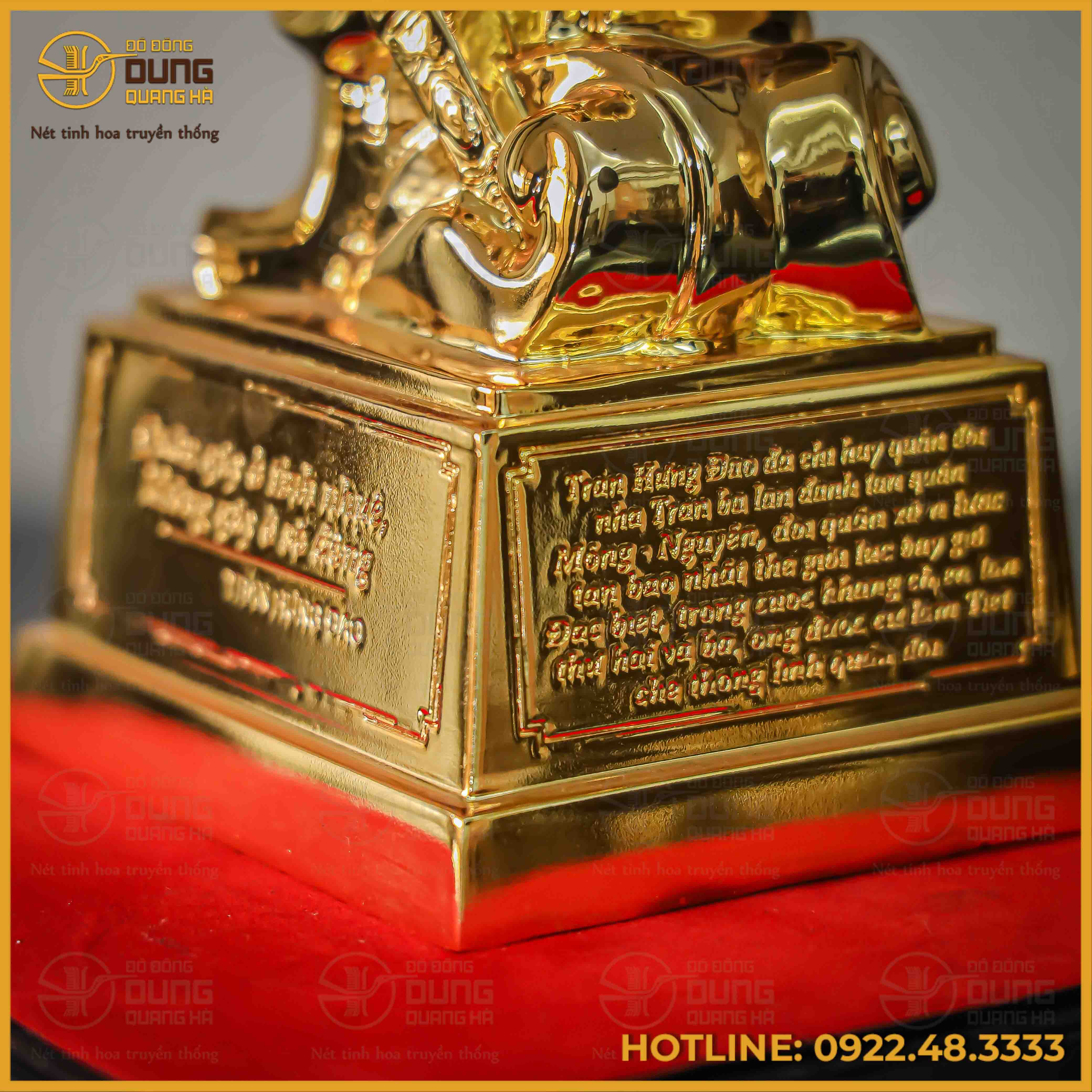 Tượng Trần Hưng Đạo đồng vàng mạ vàng cao 30cm ngang 11cm