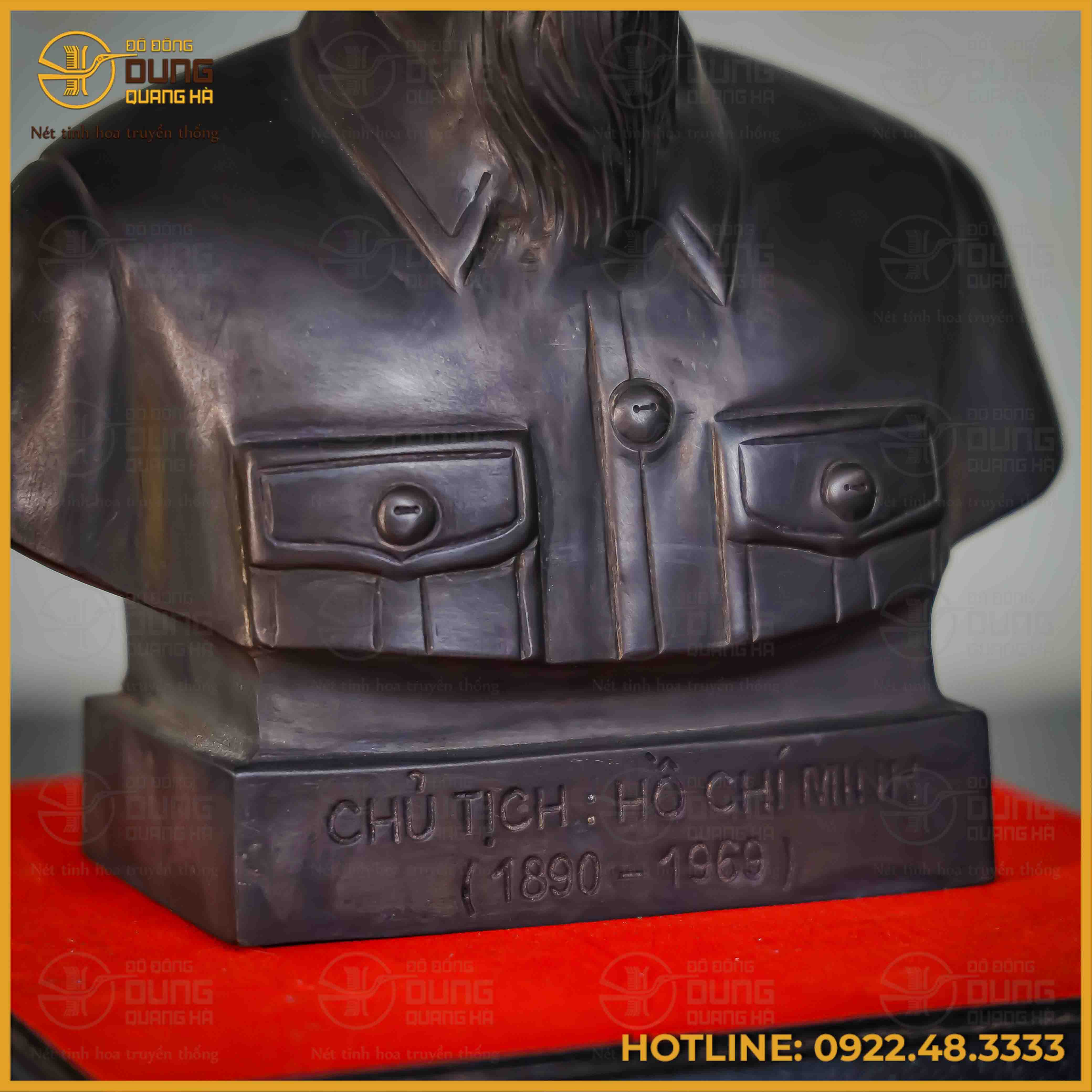 Tượng Bác Hồ  bán thân đồng đỏ làm màu xi nâu cao 25cm ngang 20cm