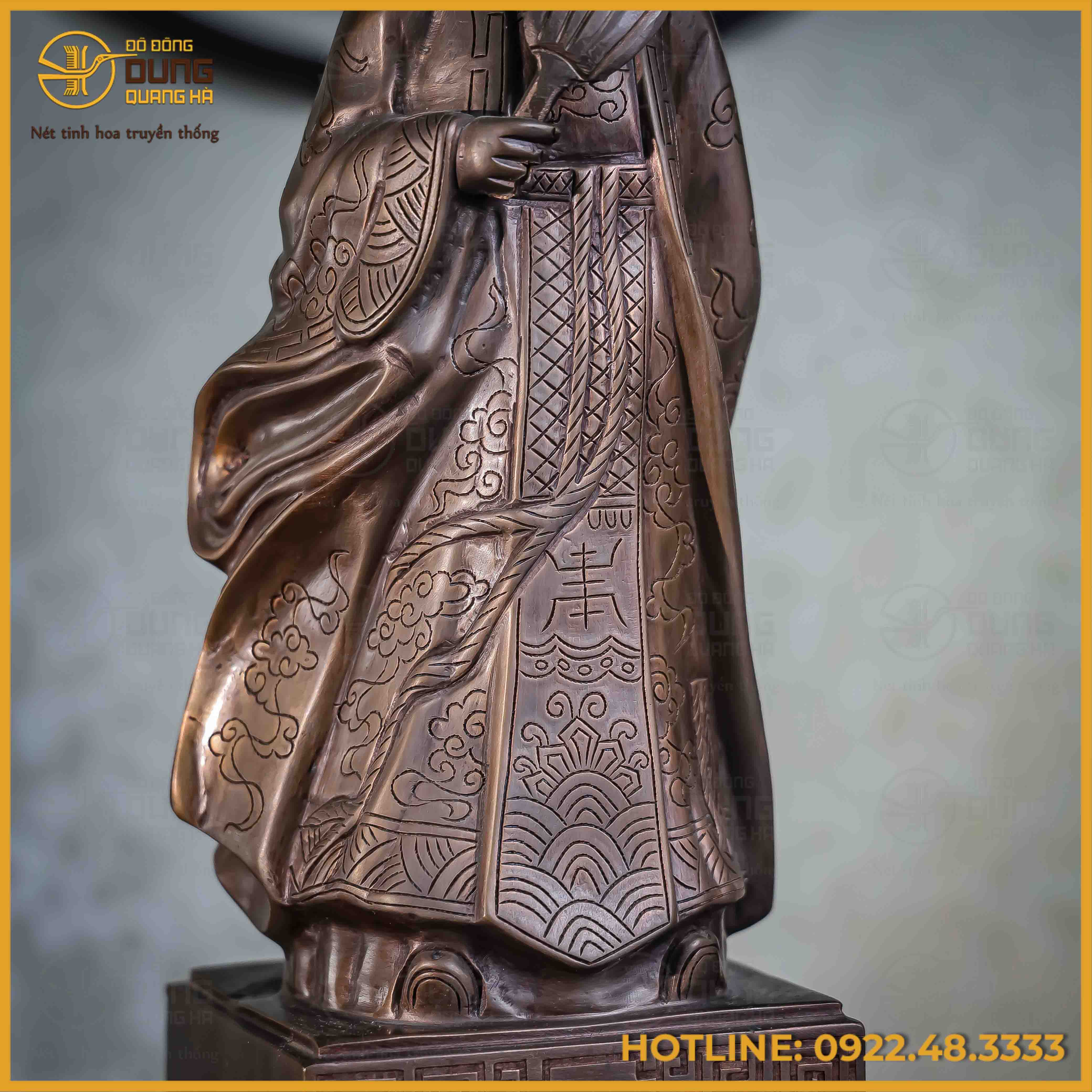 Tượng Khổng Minh đồng đỏ hun đen cao 50cm nặng 9,5kg