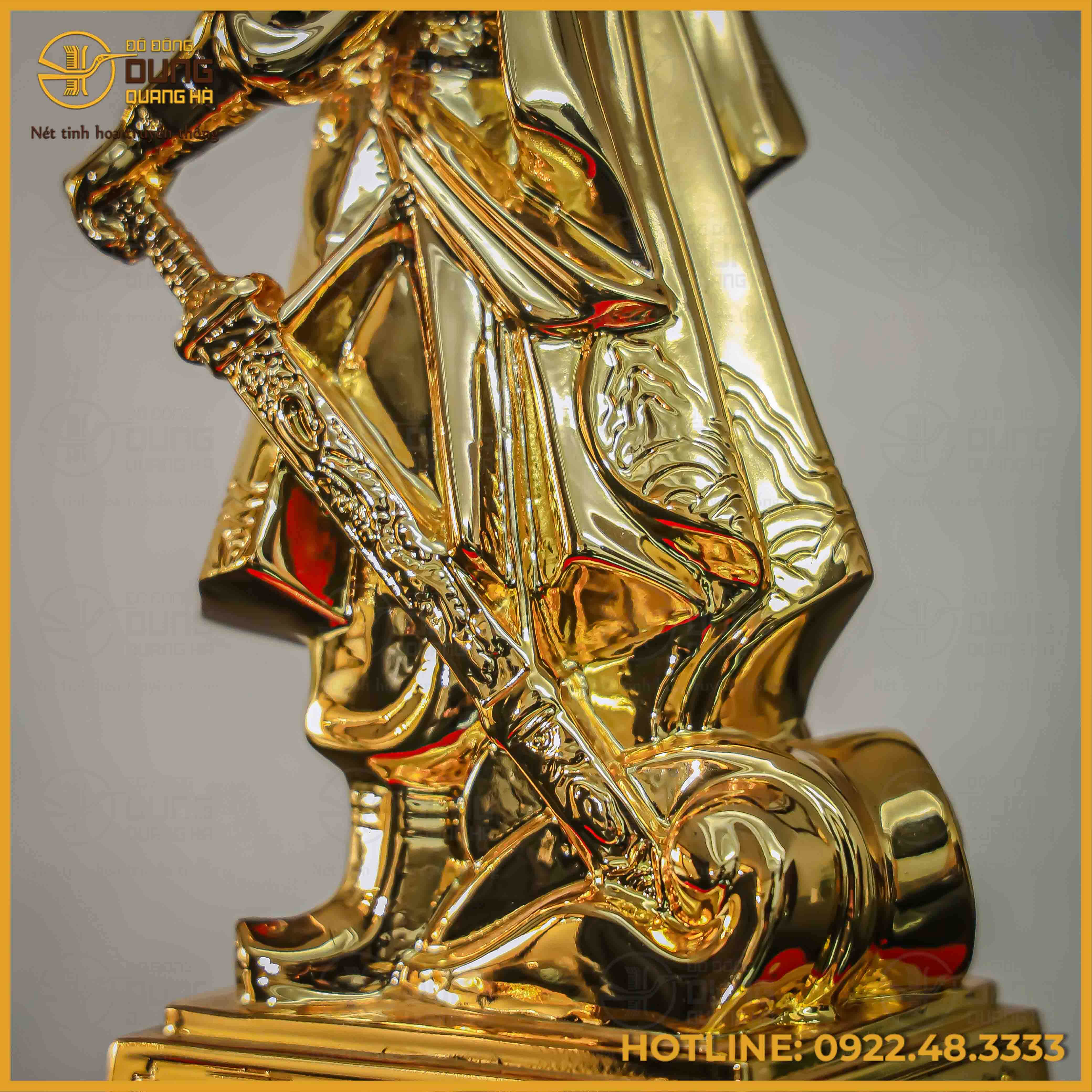 Tượng Trần Hưng Đạo đồng vàng mạ vàng cao 30cm ngang 11cm