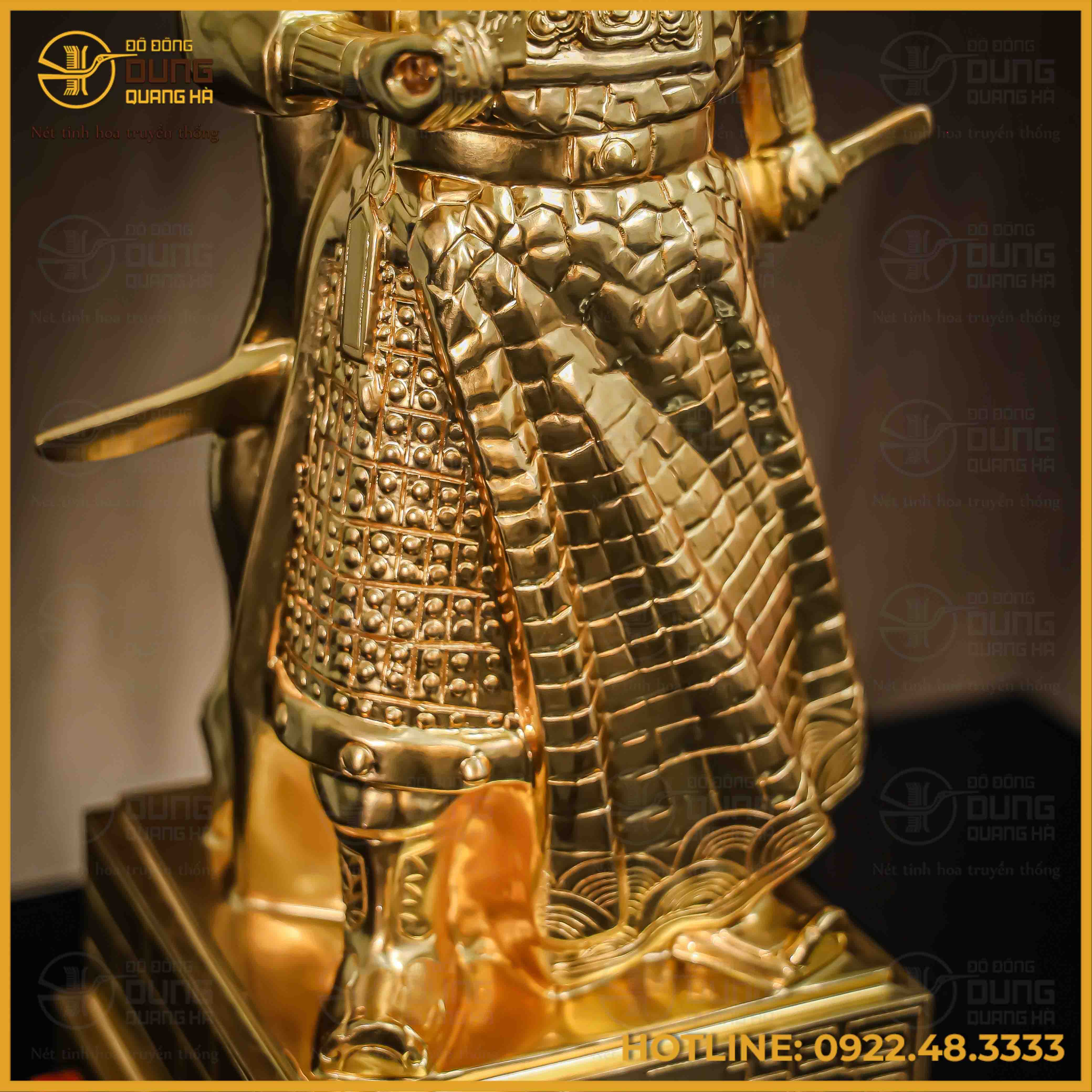 Tượng Trần Hưng Đạo đồng đỏ áo giáp cày nổi dát vàng 50cm