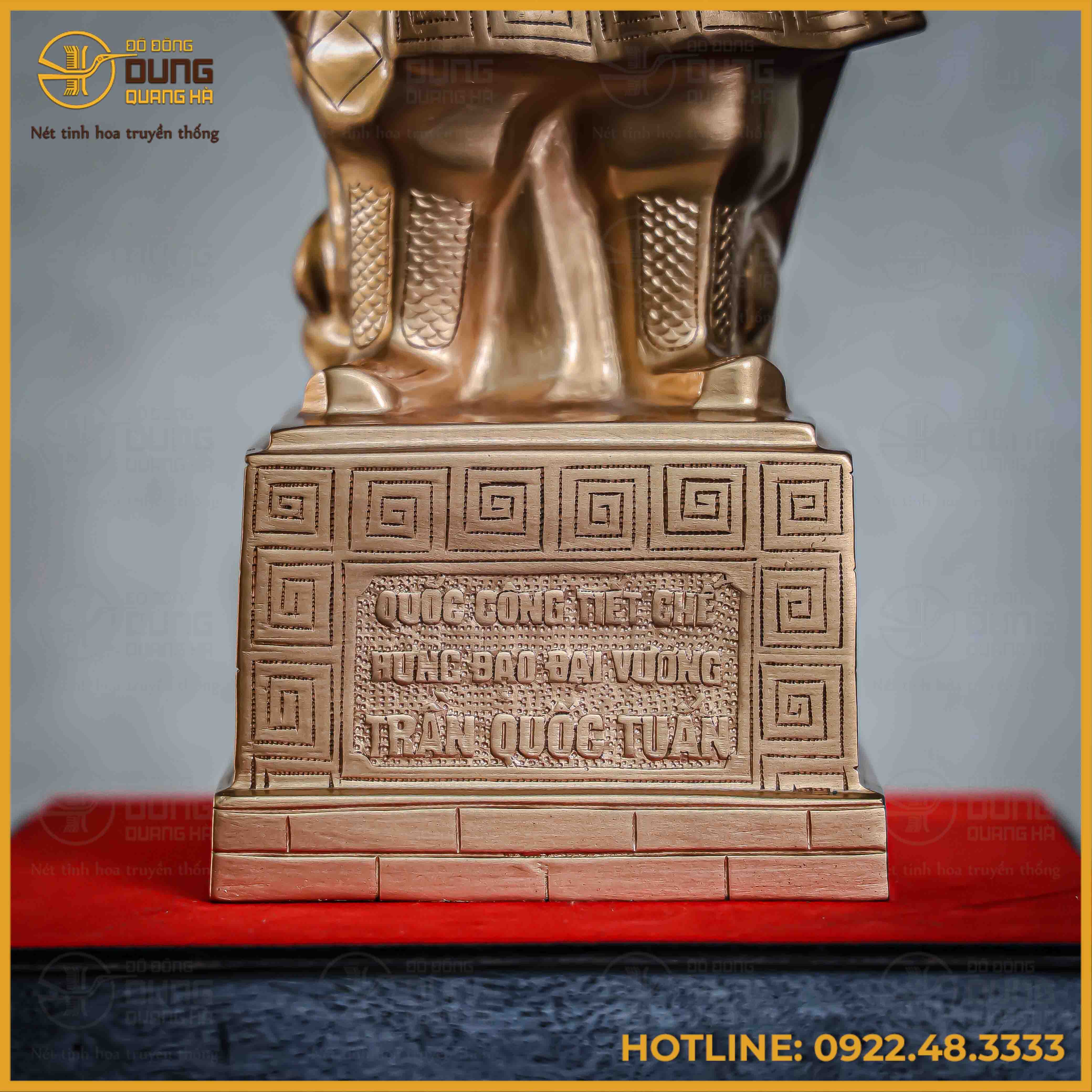 Tượng Trần Hưng Đạo đồng đỏ cày nổi cao 38cm ngang 12cm