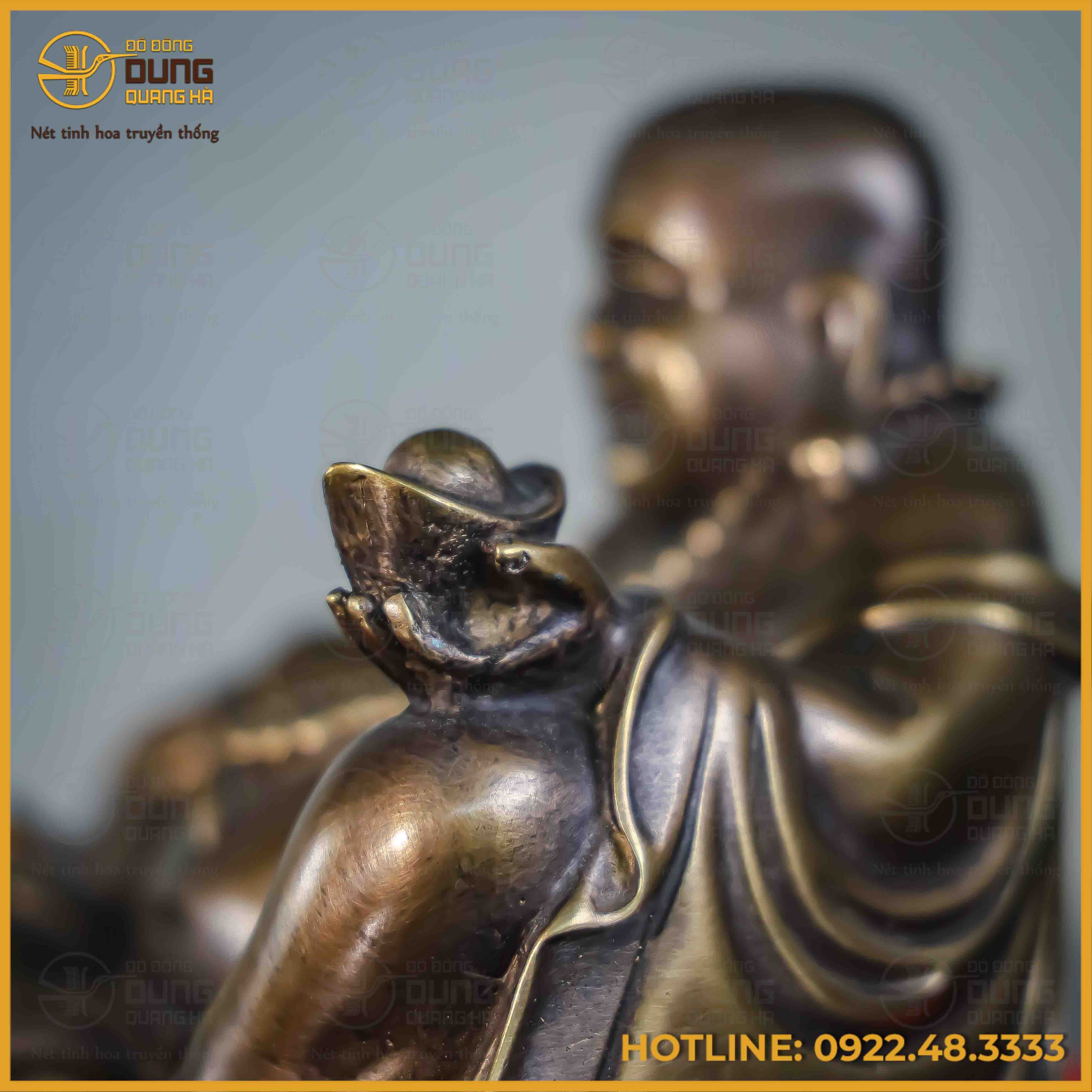 Tượng Phật Di Lặc đồng vàng hun cao 15cm ngang 27cm sâu 16cm