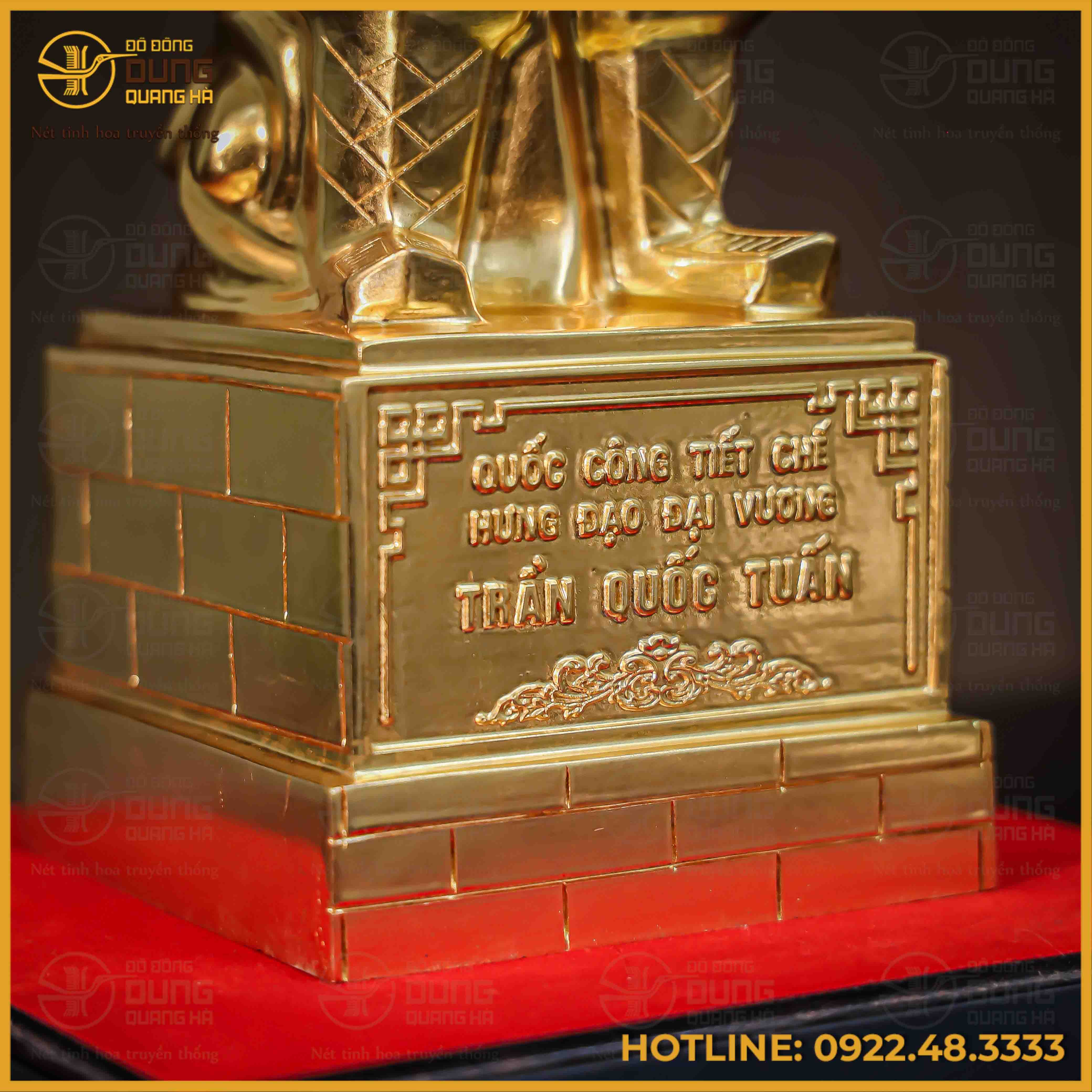 Tượng Trần Hưng Đạo đồng đỏ mộc cày nổi dát vàng cao 38cm