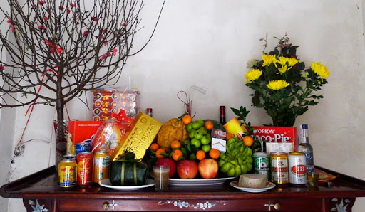 cách bày bàn thờ gia tiên ngày tết