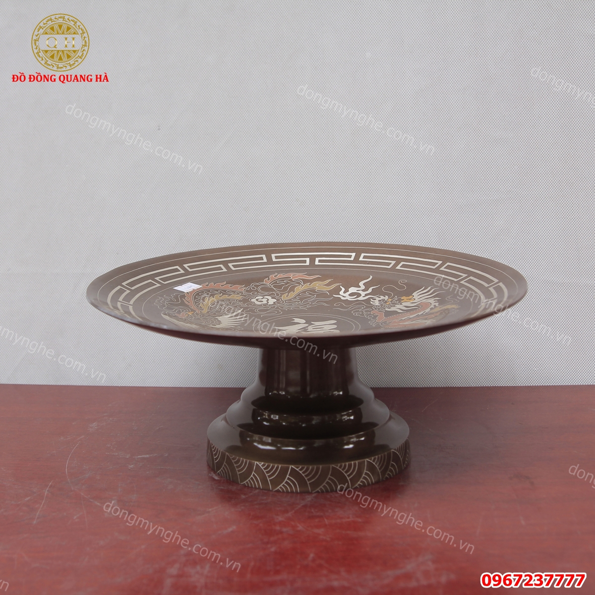 cách bày bàn thờ gia tiên ngày tết