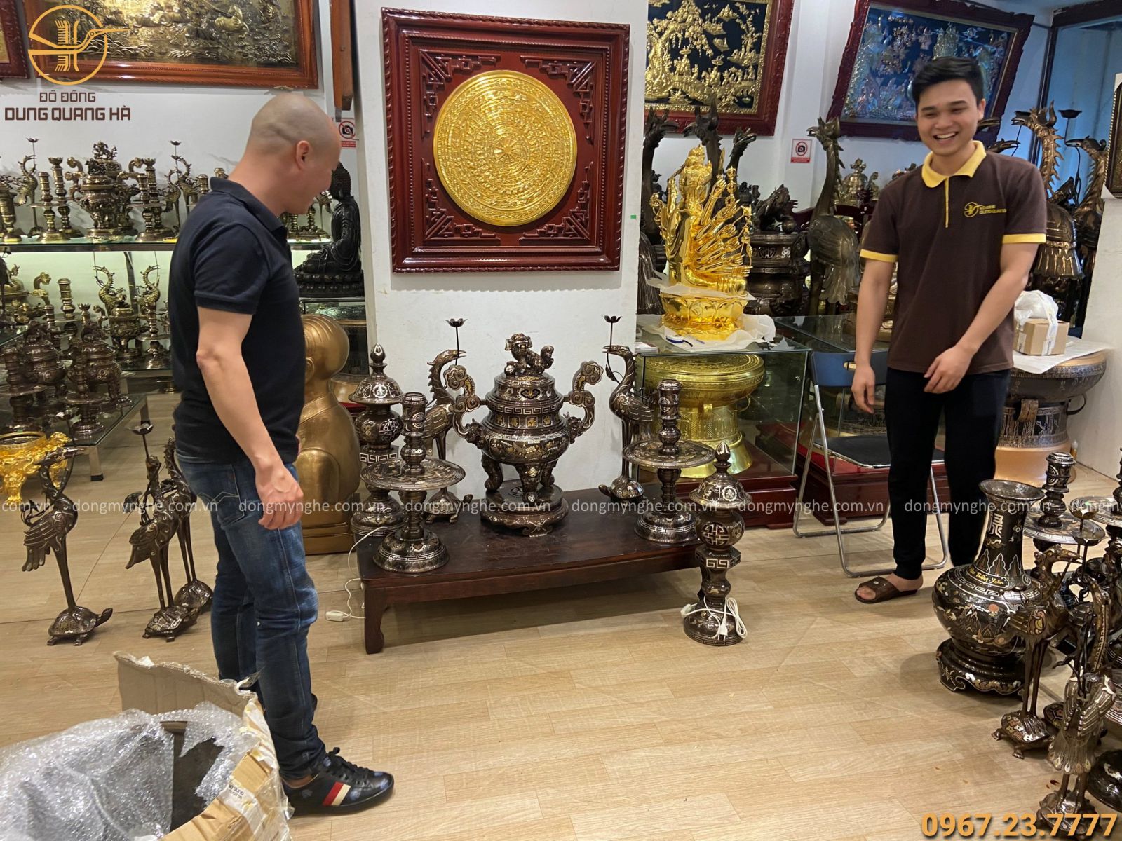 Bộ ngũ sự bằng đồng Bộ ngũ sự bằng đồng