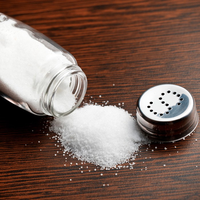 Cách làm đồ đồ đồng sáng bóng bằng muối