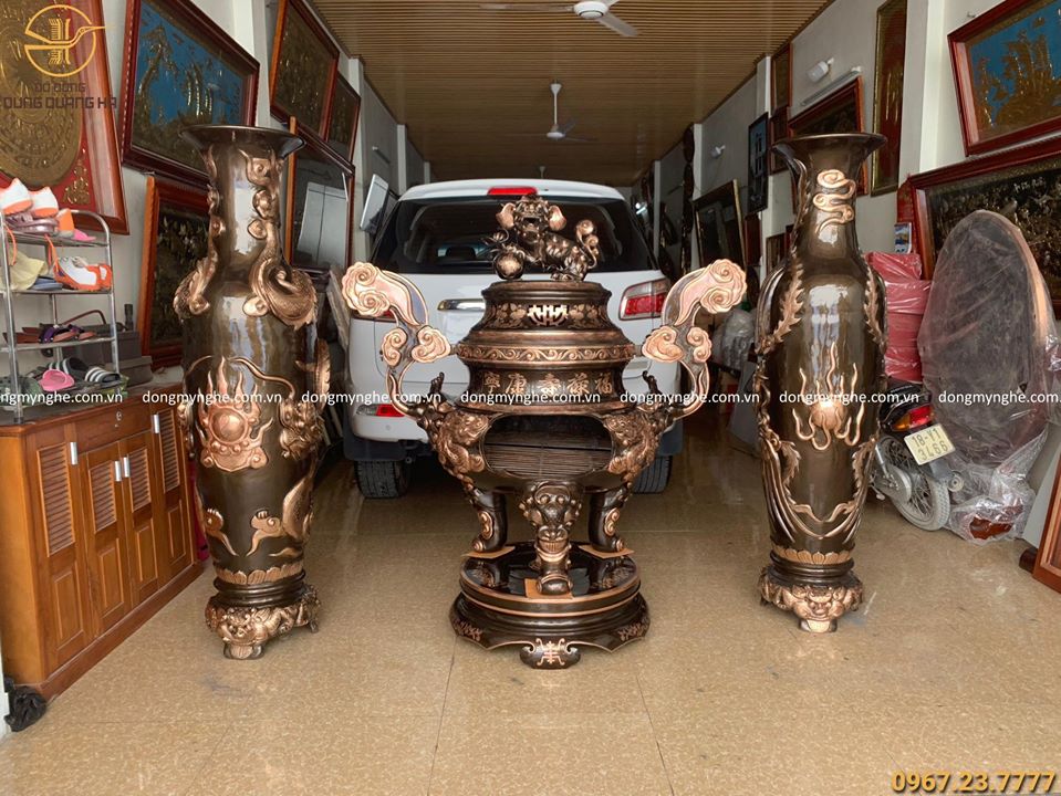 lộc bình bày phòng thờ lộc bình bày phòng thờ