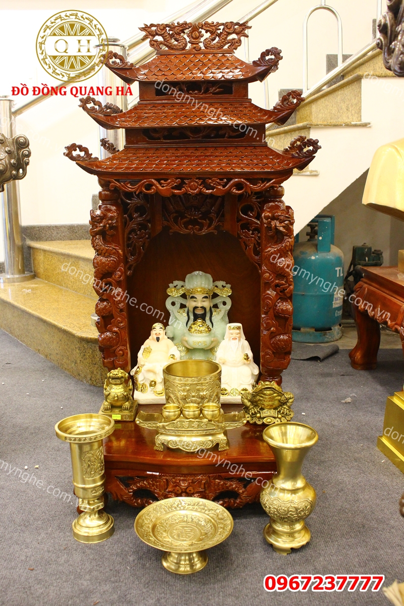 vật phẩm phong thủy bàn thờ thần tài