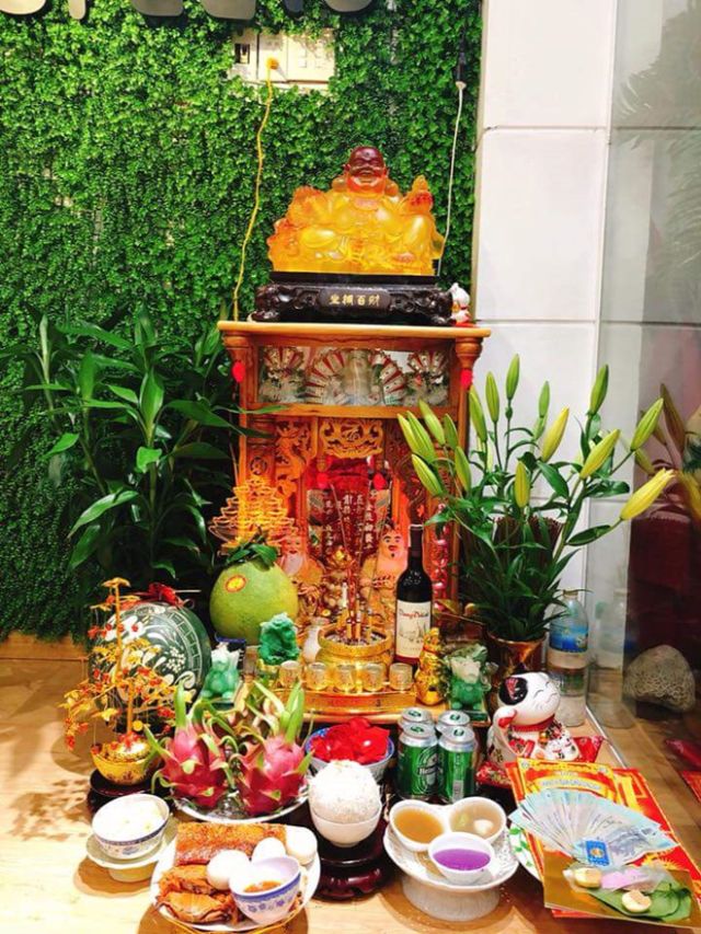 sự khác nhau giữa Phật Di Lặc và Thần Tài  sự khác nhau giữa Phật Di Lặc và Thần Tài