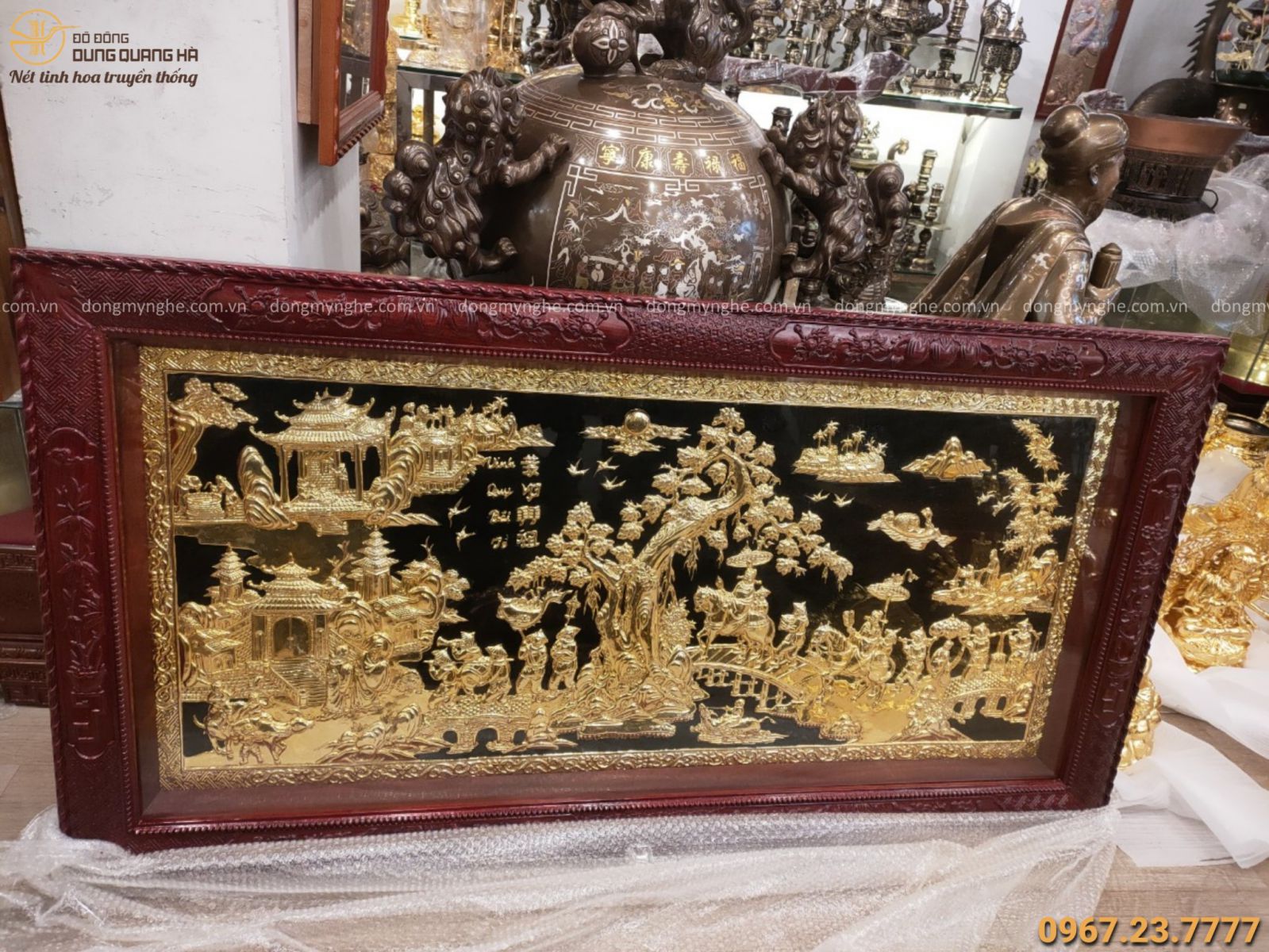 Tranh vinh quý bái tổ bằng đồng