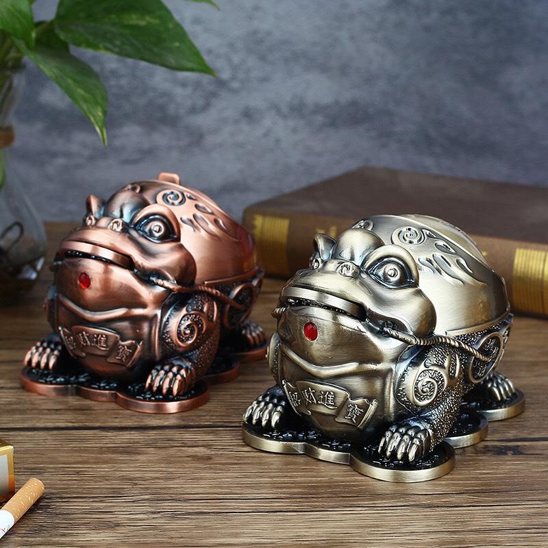 Ông Cóc Ngậm Tiền Đặt Ở Đâu Trên Bàn Thờ Ông Địa