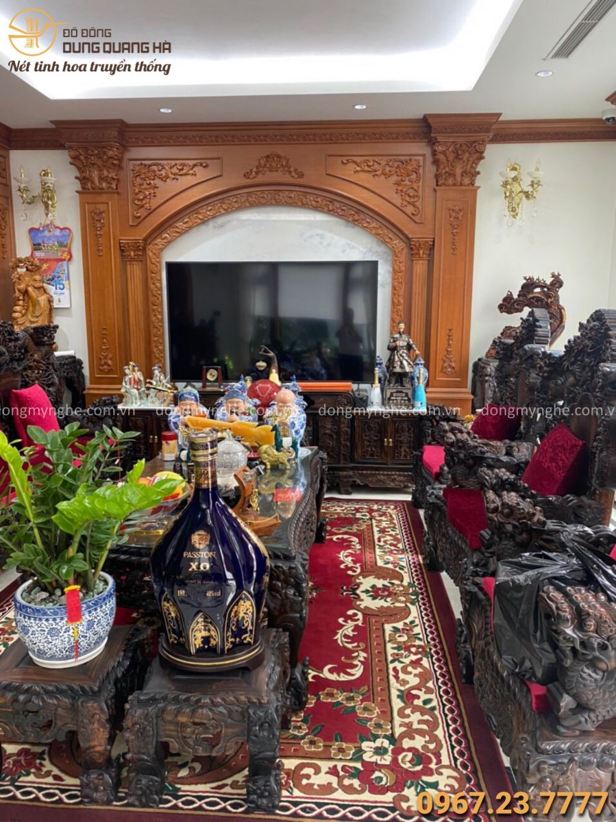 Bàn giao bức tượng trần quốc tuấn bằng đồng khảm tam khí Bàn giao bức tượng trần quốc tuấn bằng đồng khảm tam khí