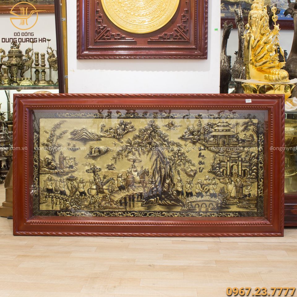 tranh vinh quy bái tổ bằng đồng tranh phòng khách sang trọng