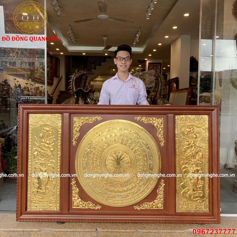 tranh mặt trống đồng hoa sen đẹp tranh phòng khách sang trọng