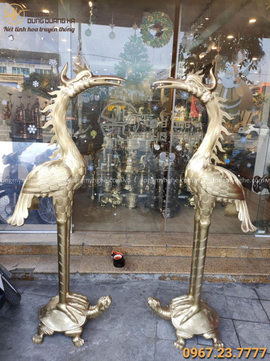 Giao hạc thờ cho khách 