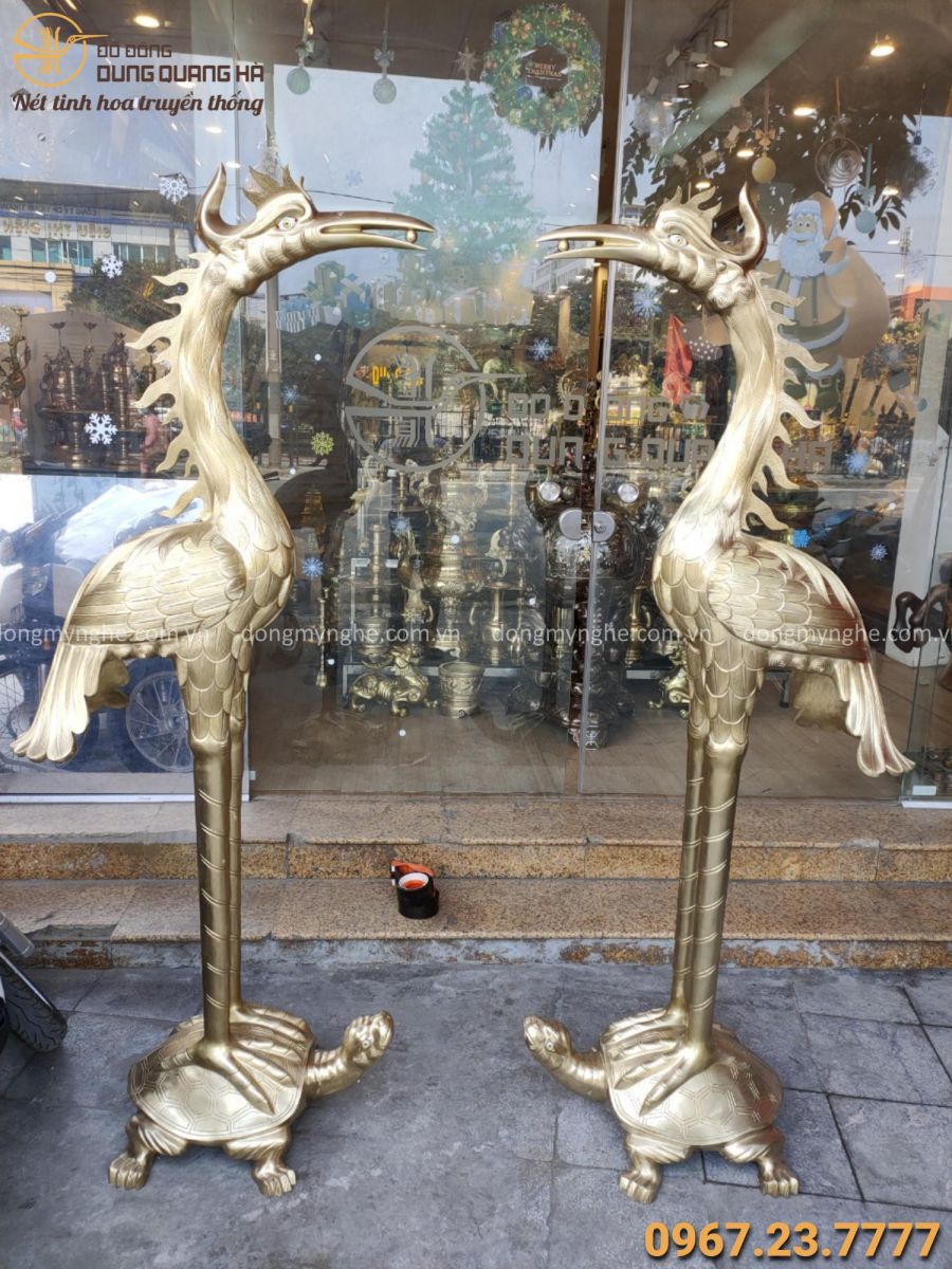 Giao hạc thờ cho khách 