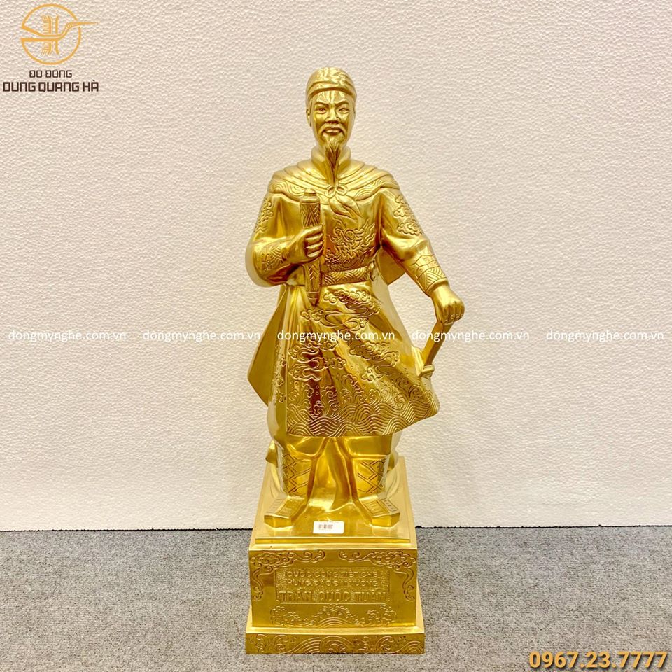 Tượng Trần Quốc Tuấn bằng đồng Tượng Trần Quốc Tuấn bằng đồng