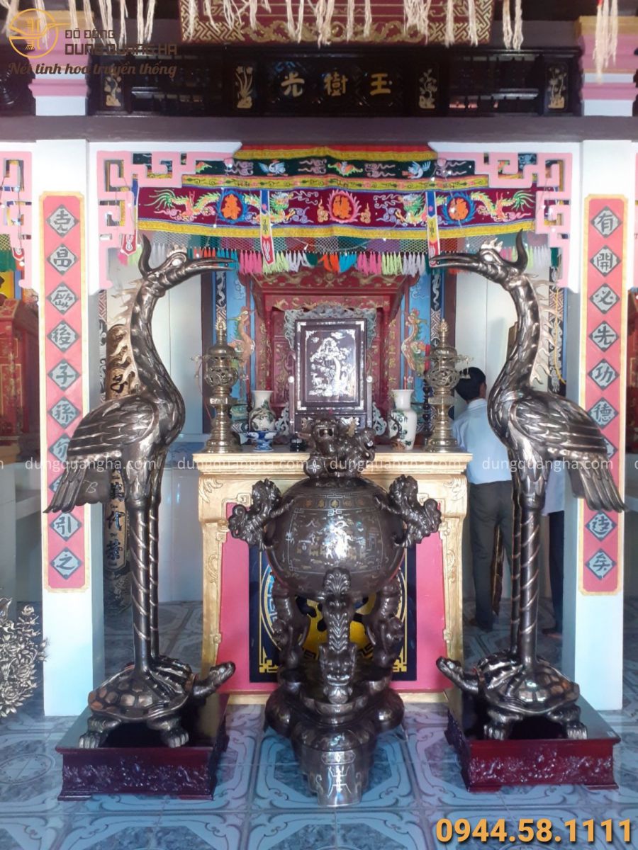 Hạc thờ bằng đồng