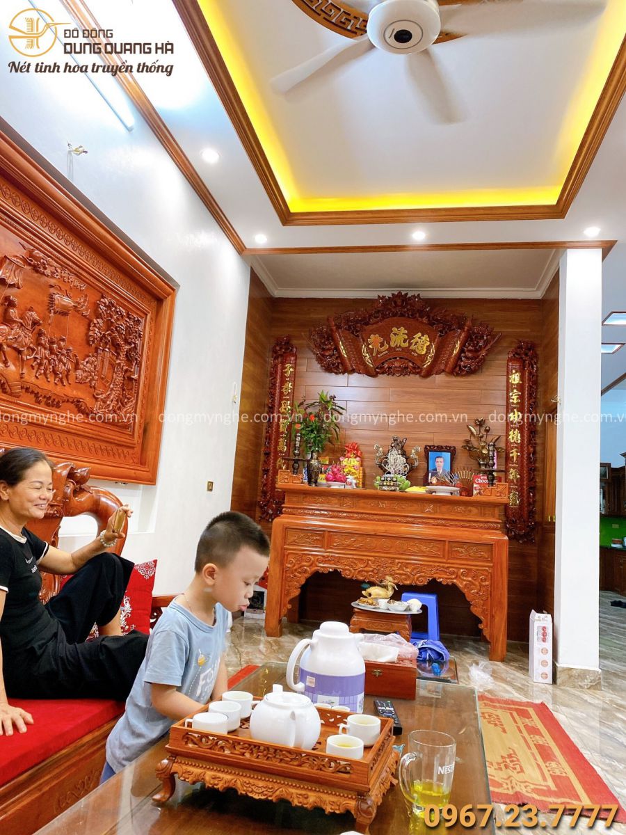 bộ đồ thờ trên bàn thờ gia tiên bộ đồ thờ trên bàn thờ gia tiên
