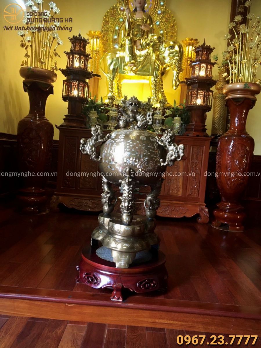 Đỉnh thất lân vờn cầu Đỉnh thất lân vờn cầu