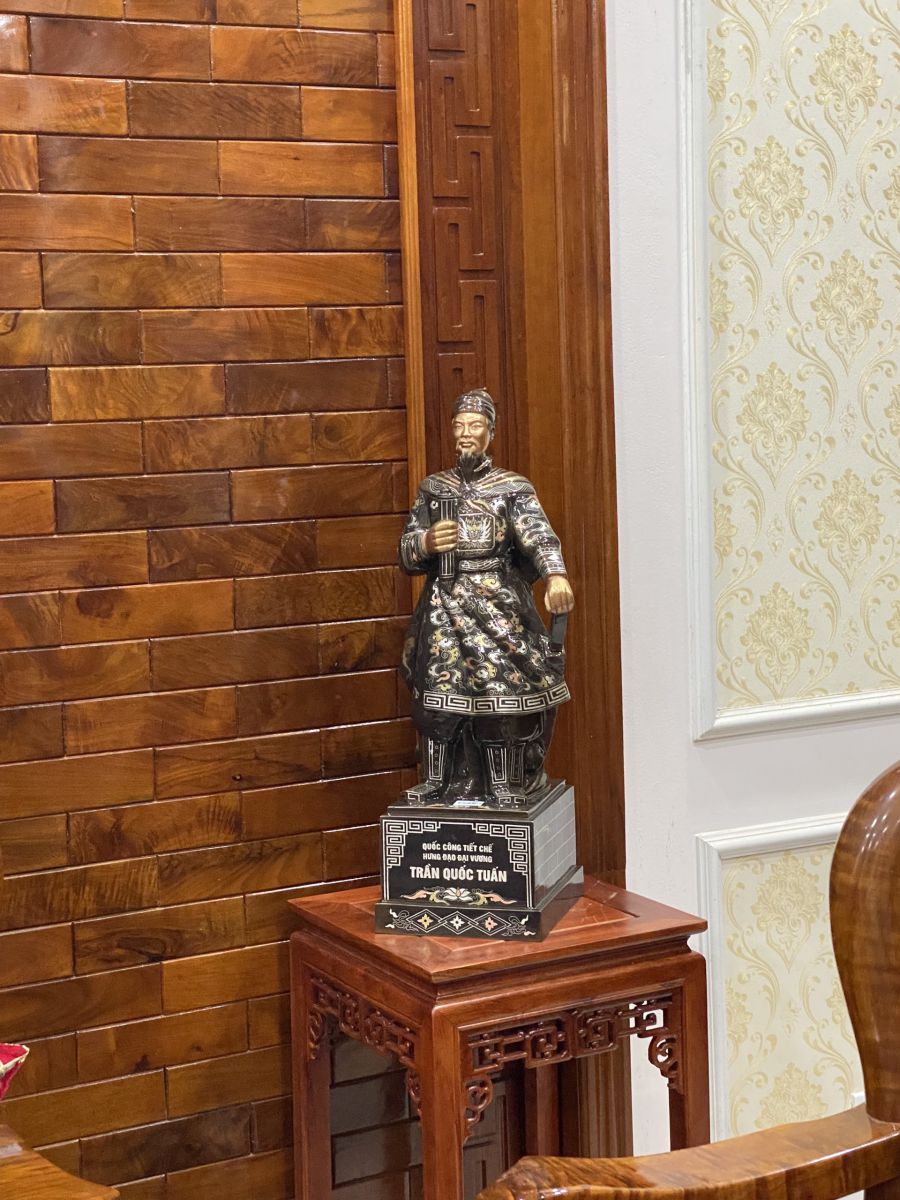 Tượng Trần Quốc Tuấn Tượng Trần Quốc Tuấn