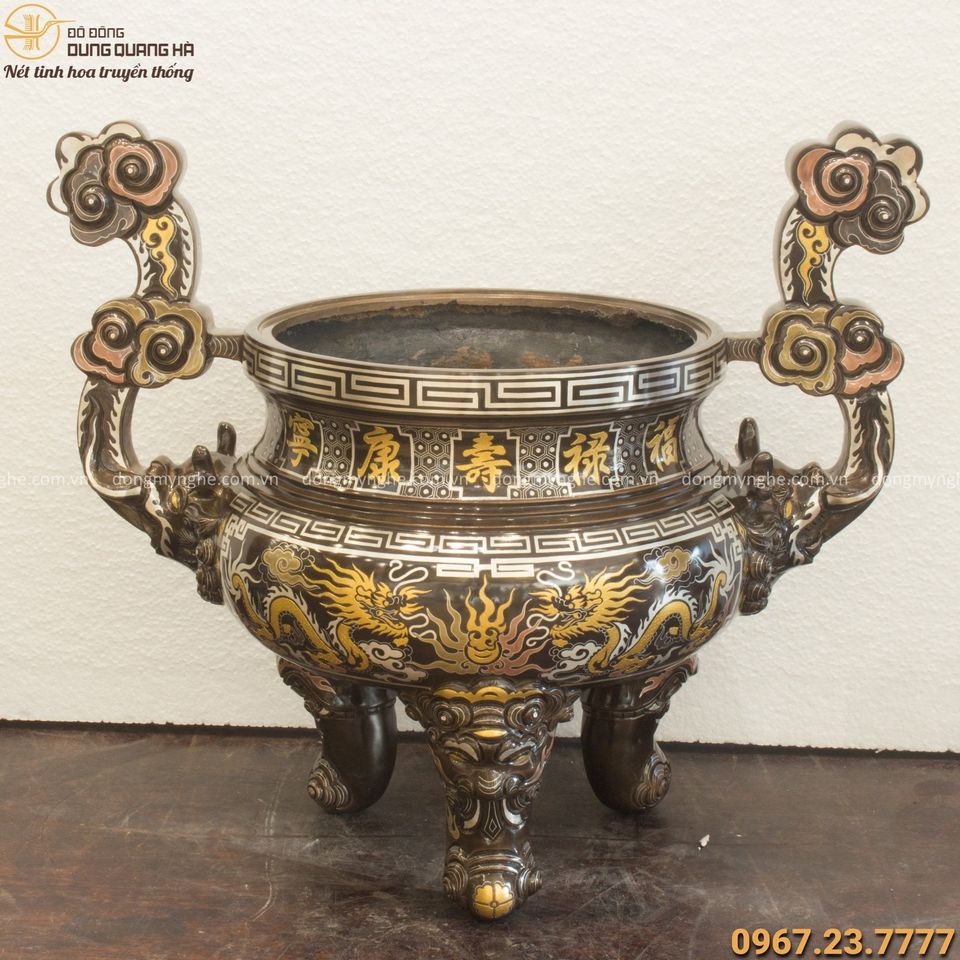 Cách bày bộ lư đồng trên bàn thờ Cách bày bộ lư đồng trên bàn thờ