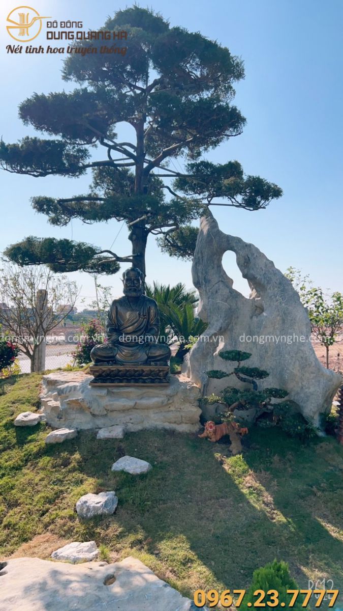 Tượng Đạt Ma Sư Tổ bằng đồng