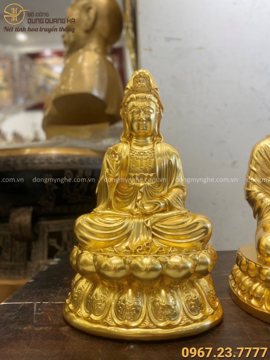 Tượng Tam Thánh Phật bằng đồng dát vàng Tượng Tam Thánh Phật bằng đồng dát vàng